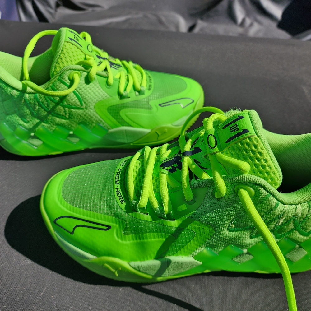 Puma Kids Vibrant Lime Sneakers